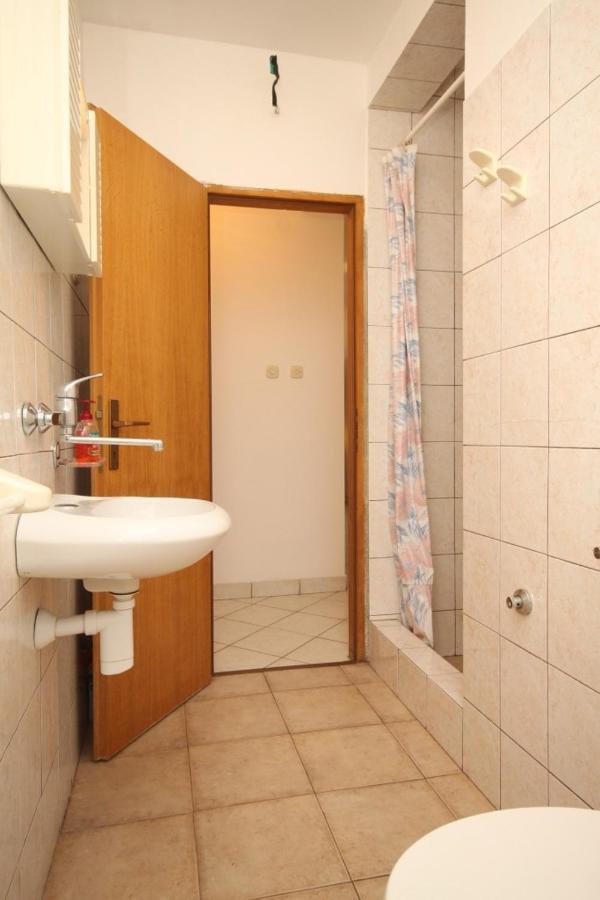 Apartments With A Parking Space Sali, Dugi Otok - 8172 מראה חיצוני תמונה
