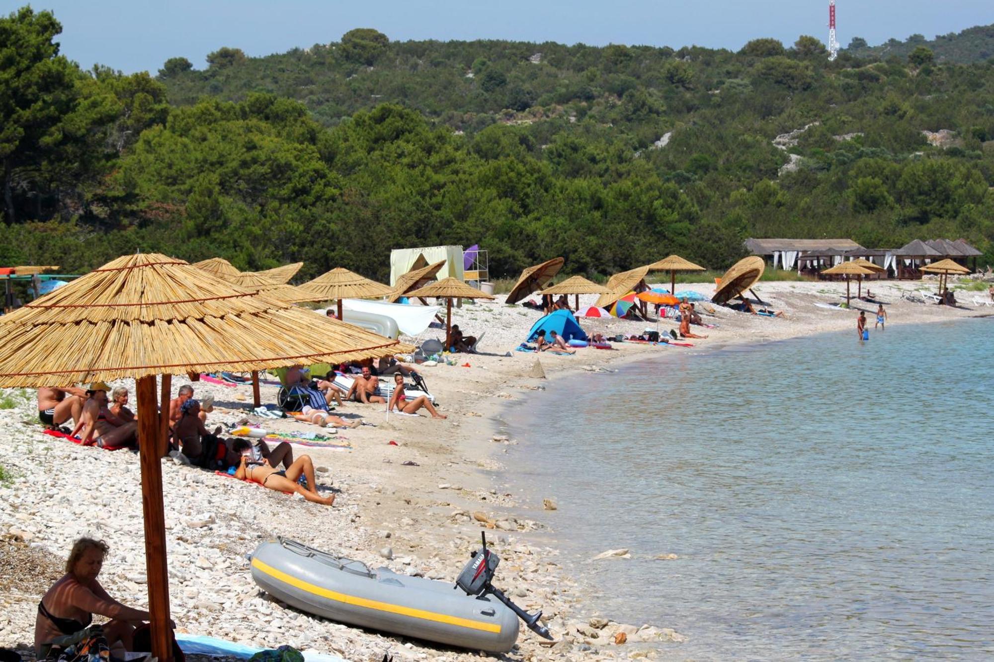 Apartments With A Parking Space Sali, Dugi Otok - 8172 מראה חיצוני תמונה