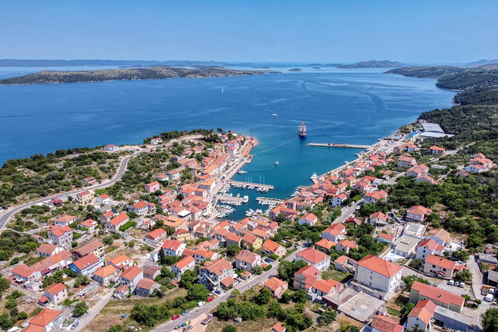 Apartments With A Parking Space Sali, Dugi Otok - 8172 מראה חיצוני תמונה